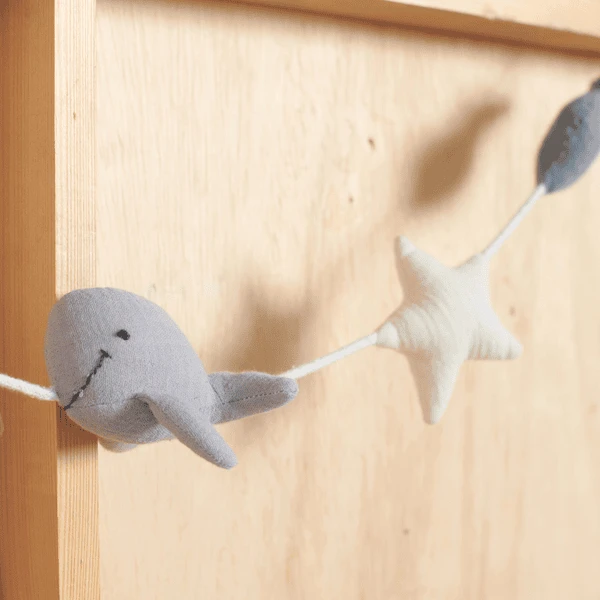 Nordic Coast Company Guirnalda De Pared Muselina Ballena Large 5 Nordic Coast Company Guirnalda De Pared Muselina Ballena Large - Imagen 5