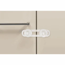 Safety 1st Protección De La Puerta Pestillo Flexible -Roba Ventas safety 1st proteccion de la puerta pestillo flexible a364276 3